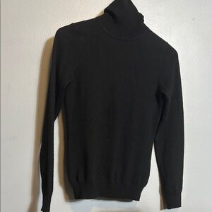 Uniqlo Cashmere Black Long sleeve turtleneck sweater size XS